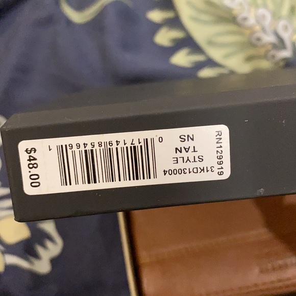 Kenneth Cole mens Wallet - Picture 3 of 8